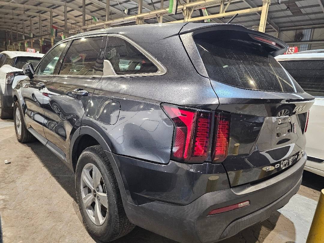 KIA SORENTO 2022 view 1