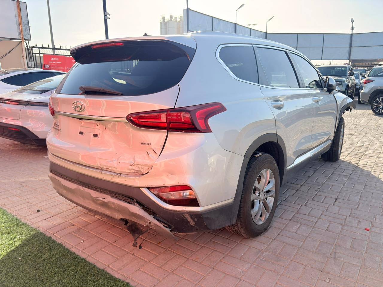 HYUNDAI SANTA FE 2019 view 1