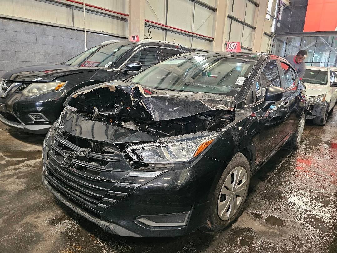 NISSAN VERSA 2023 view 1