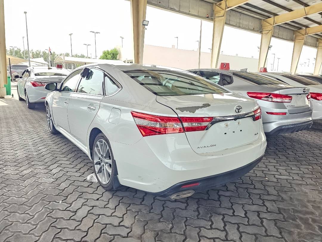 TOYOTA AVALON 2014 view 1