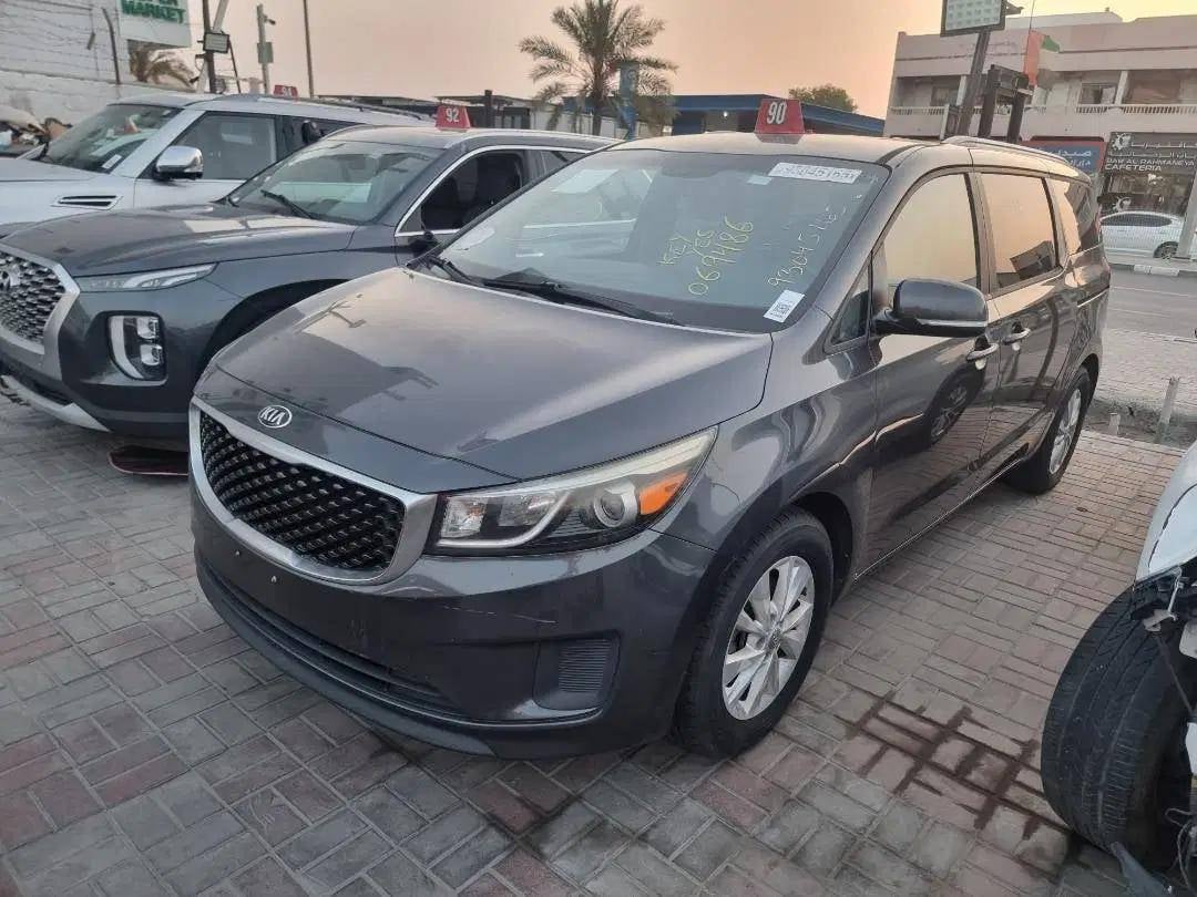KIA SEDONA 2015 view 1