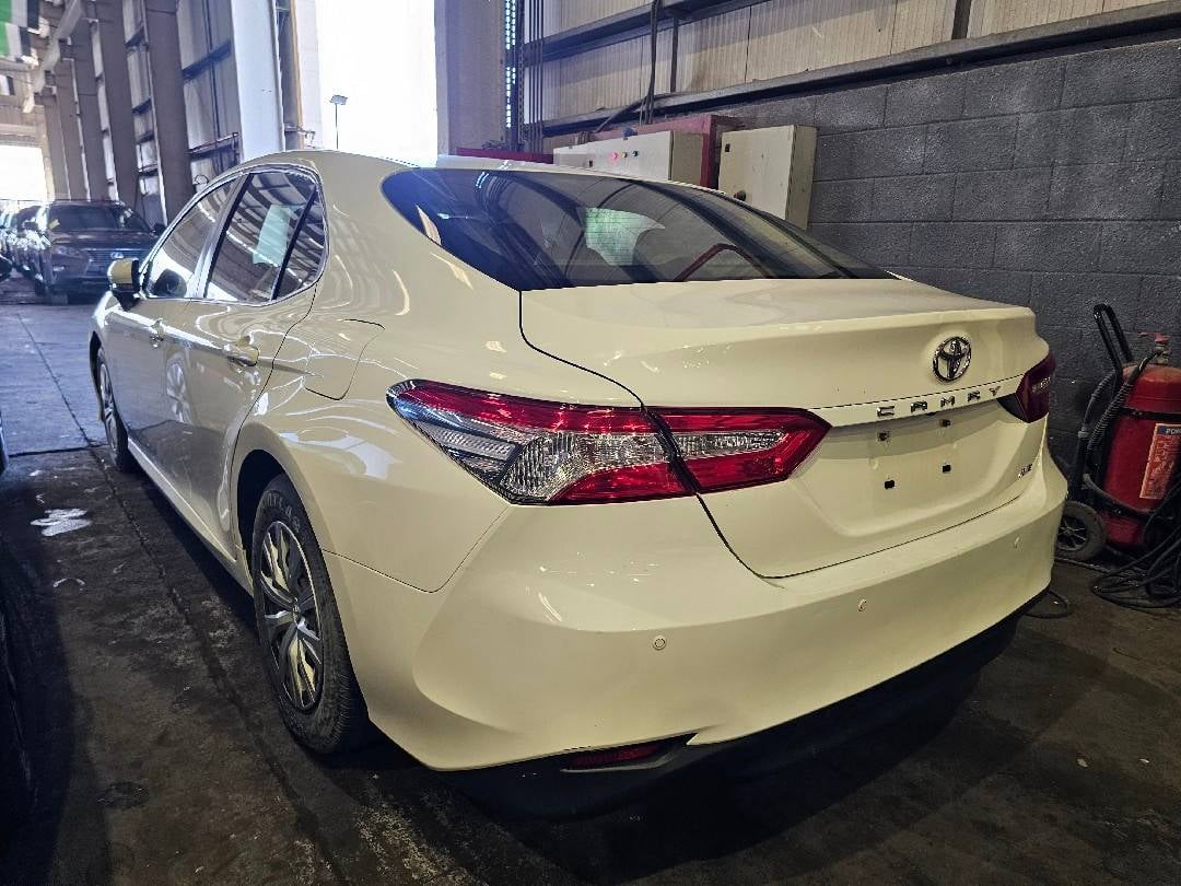 TOYOTA CAMRY 2020 view 1
