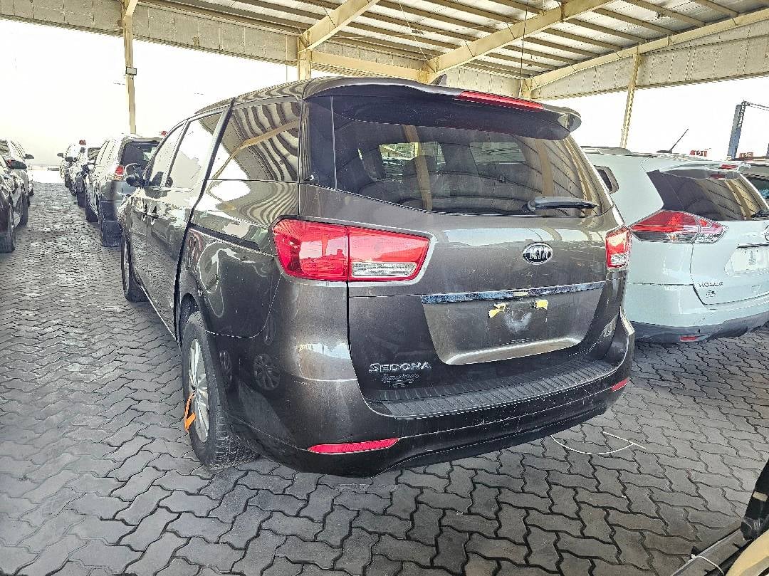 KIA SEDONA 2018 view 1