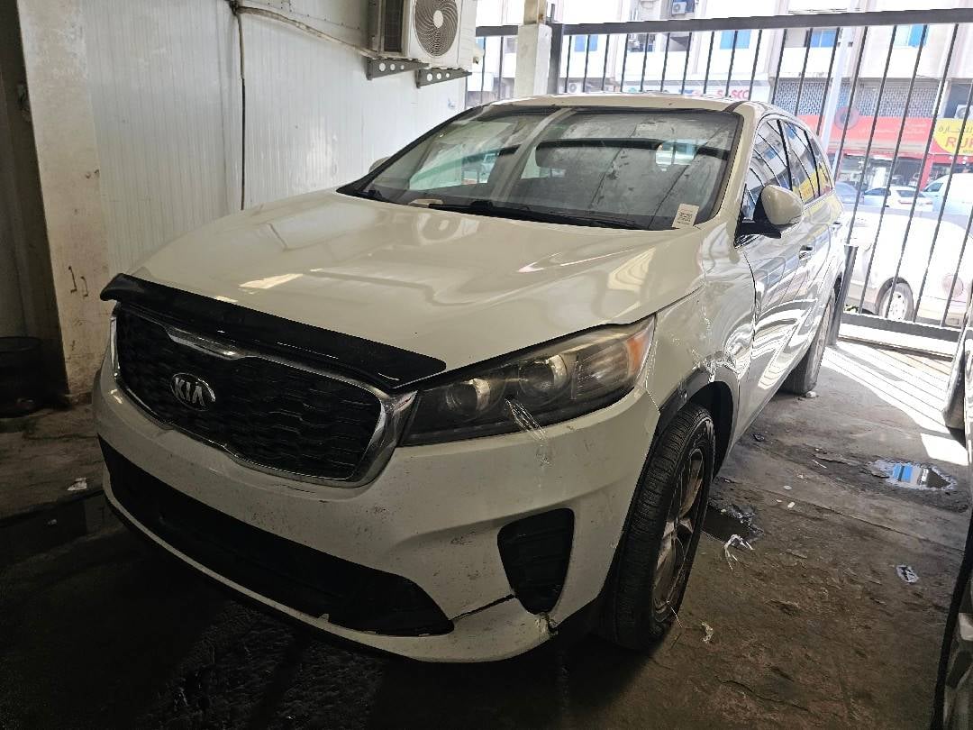 KIA SORENTO 2019 view 1