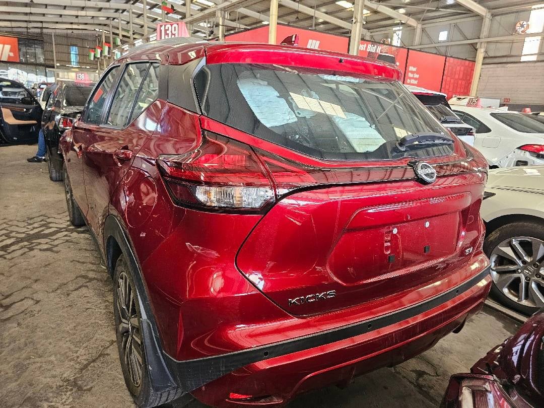 NISSAN KICKS 2023 view 1