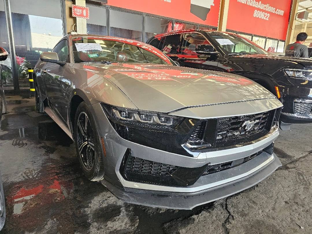 FORD MUSTANG 2024 view 1
