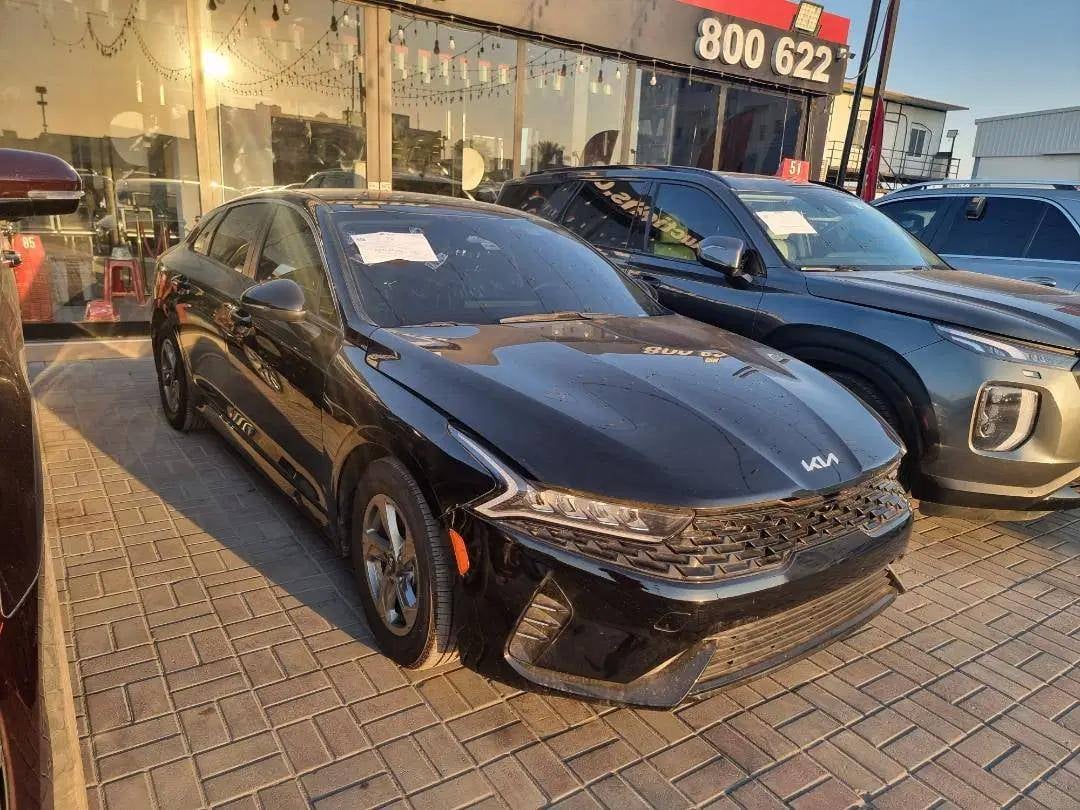 KIA K5 2021 view 1