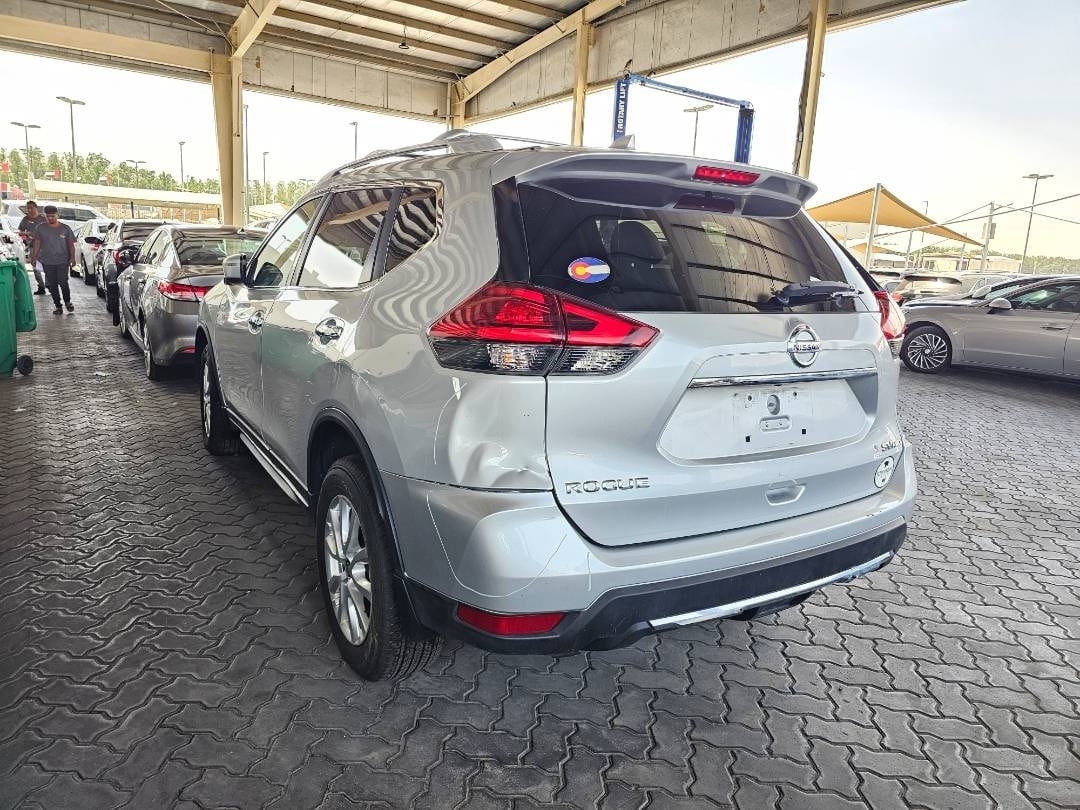 NISSAN ROGUE - Exterior