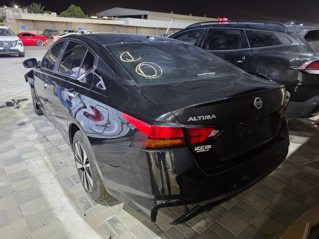 NISSAN ALTIMA 2021 view 1