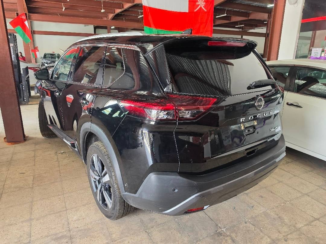 NISSAN ROGUE 2023 view 1