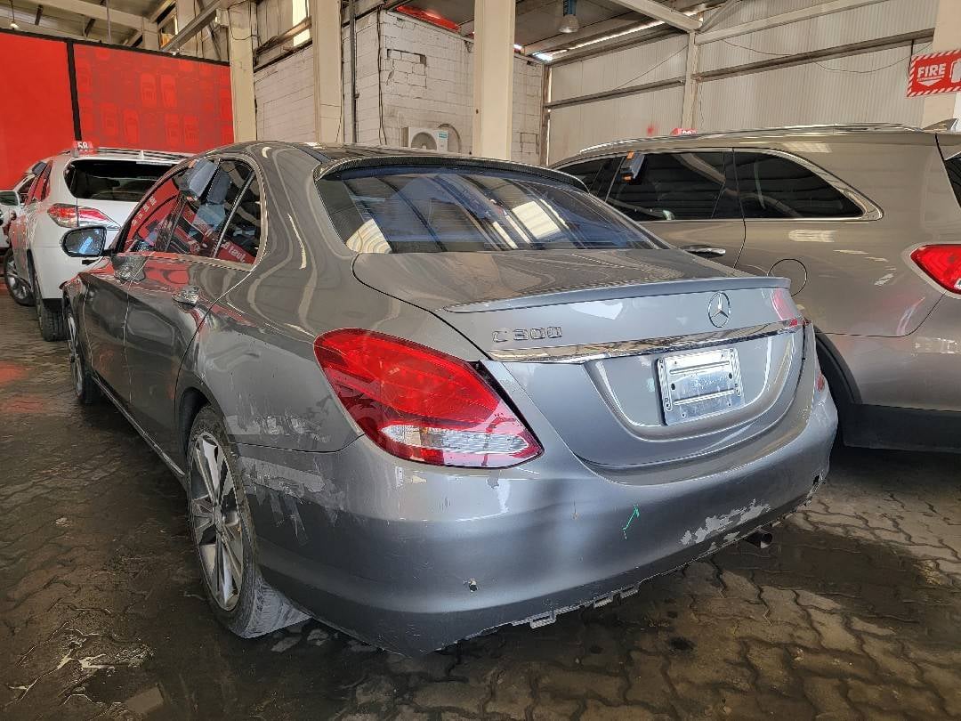 MERCEDES BENZ C300 - Exterior