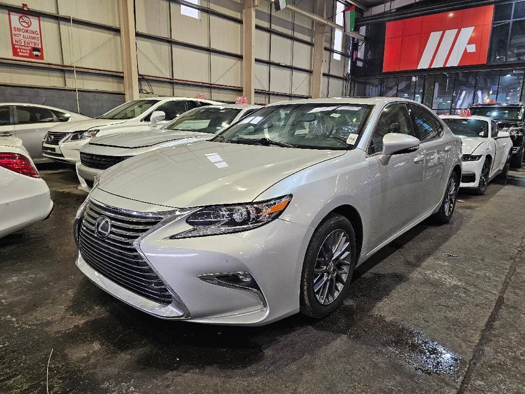 LEXUS ES 350 2014 vehicle photo LEXUS ES 350 2014 vehicle photo