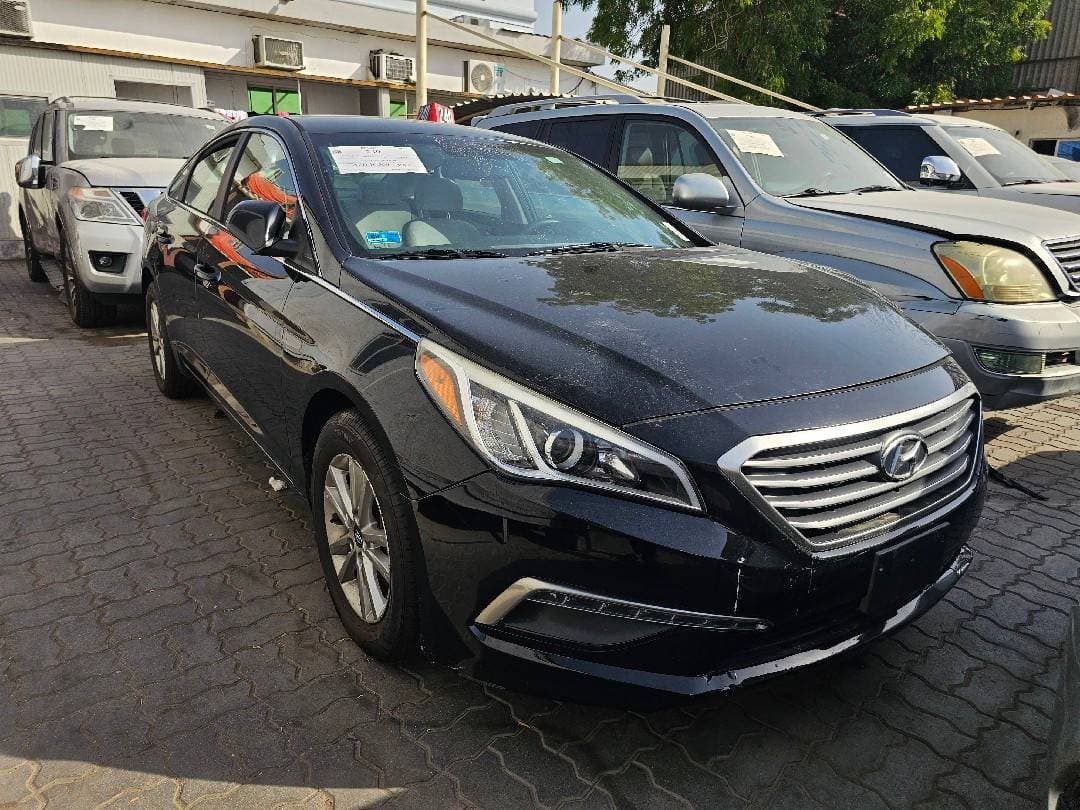 HYUNDAI SONATA 2015 vehicle photo HYUNDAI SONATA 2015 vehicle photo