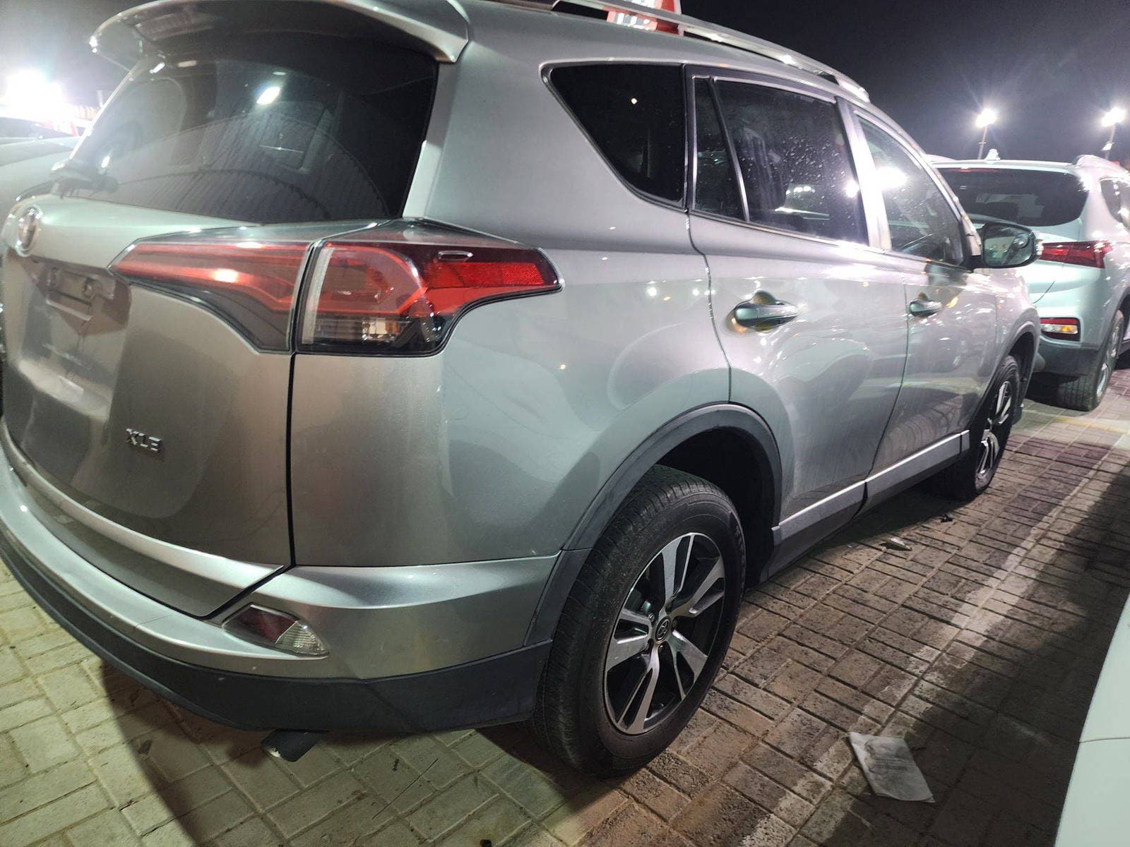 TOYOTA RAV4 2018 view 2 TOYOTA RAV4 2018 view 2