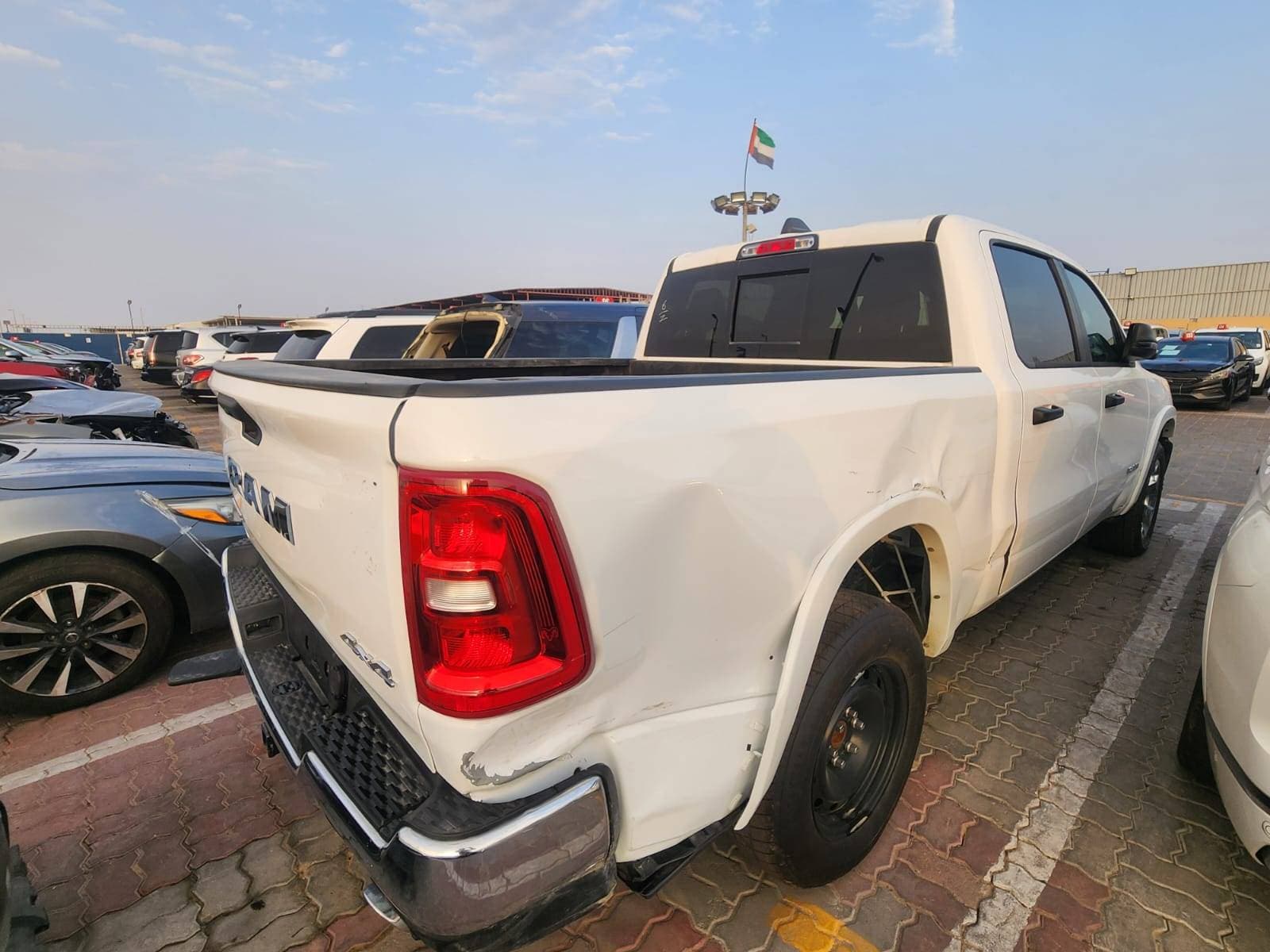 RAM 1500 Big Horn 2025 view 2 RAM 1500 Big Horn 2025 view 2