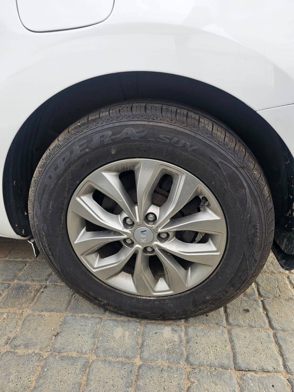 KIA CARNIVAL EX 2020 view 2 KIA CARNIVAL EX 2020 view 2