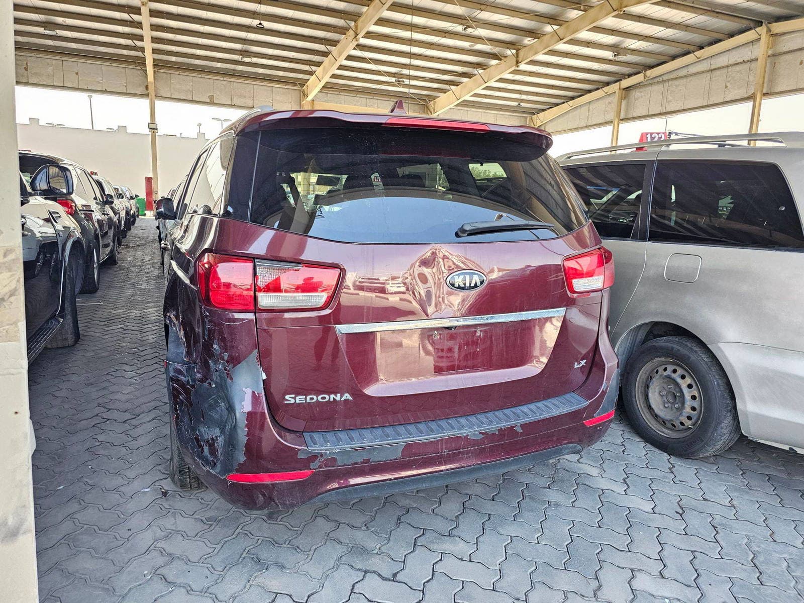 KIA SEDONA 2015 view 2 KIA SEDONA 2015 view 2