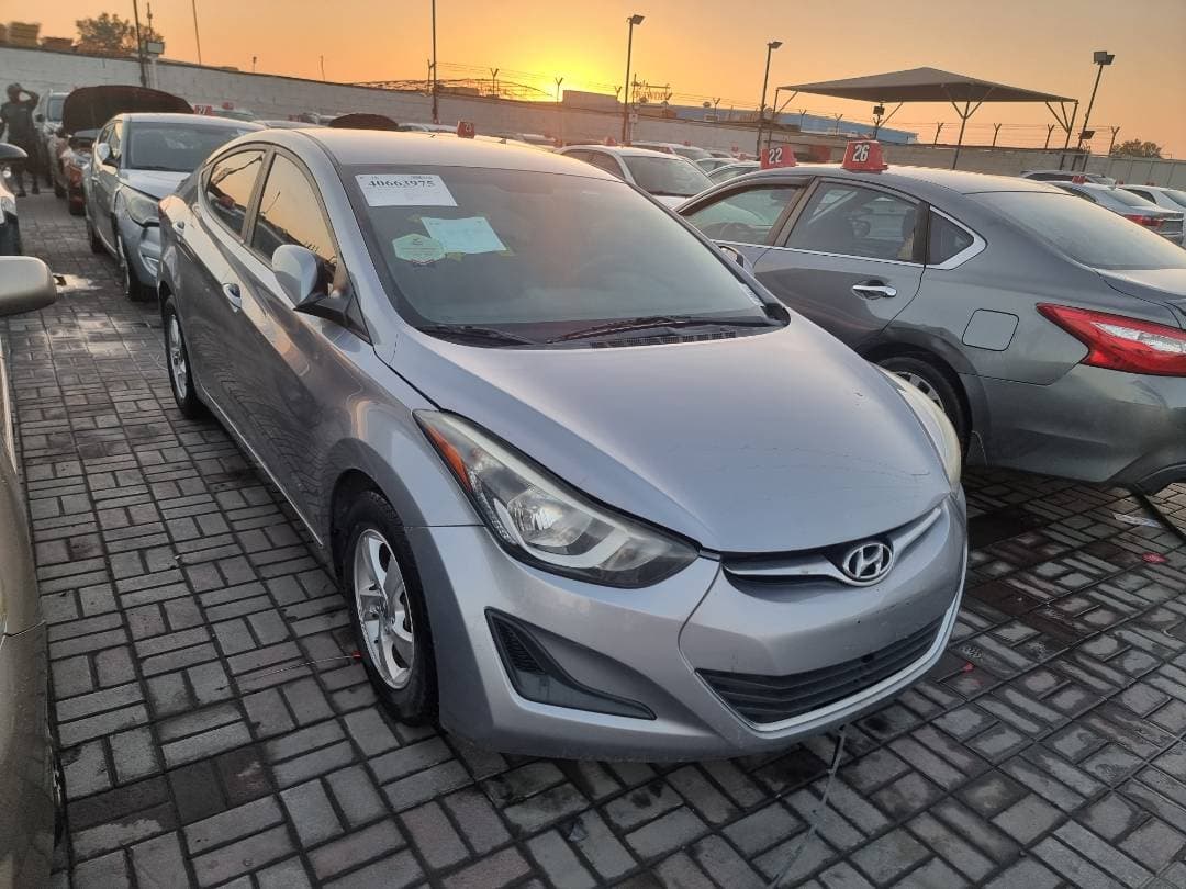 HYUNDAI ELANTRA 2015 view 2 HYUNDAI ELANTRA 2015 view 2