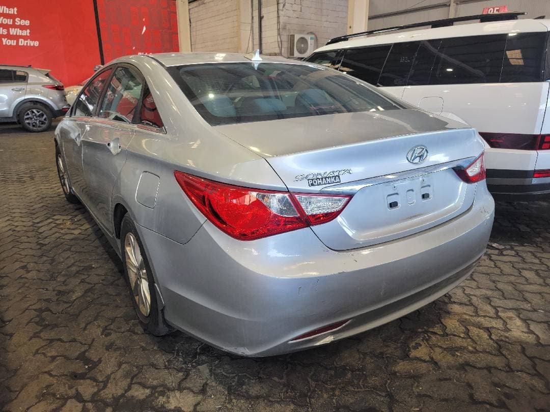 HYUNDAI SONATA 2013 vehicle photo HYUNDAI SONATA 2013 vehicle photo