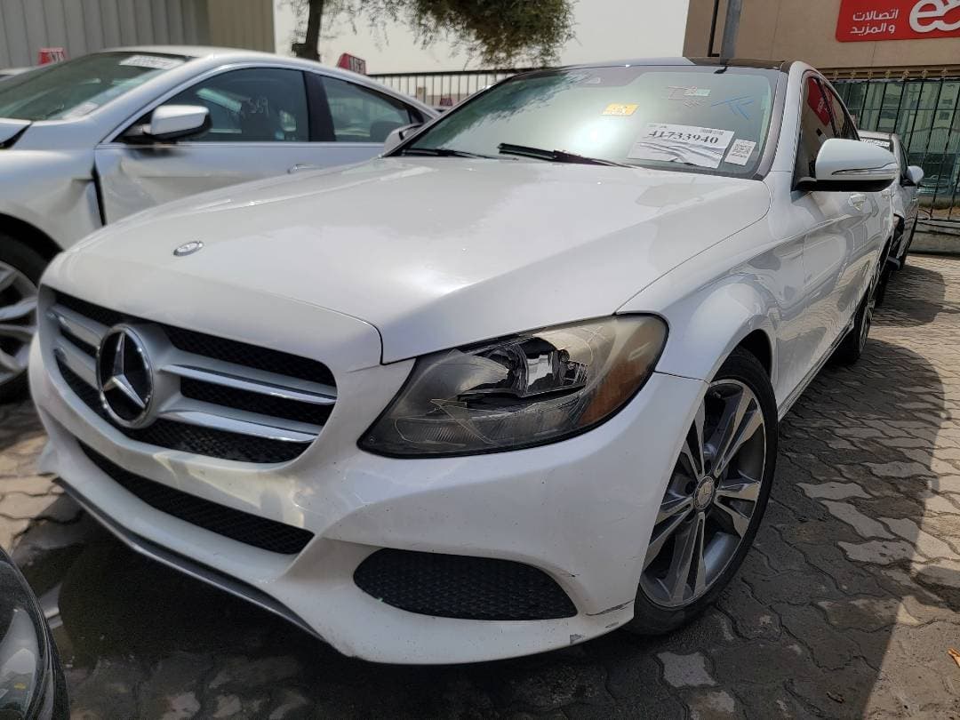 MERCEDES BENZ C300 - Exterior MERCEDES BENZ C300 - Exterior