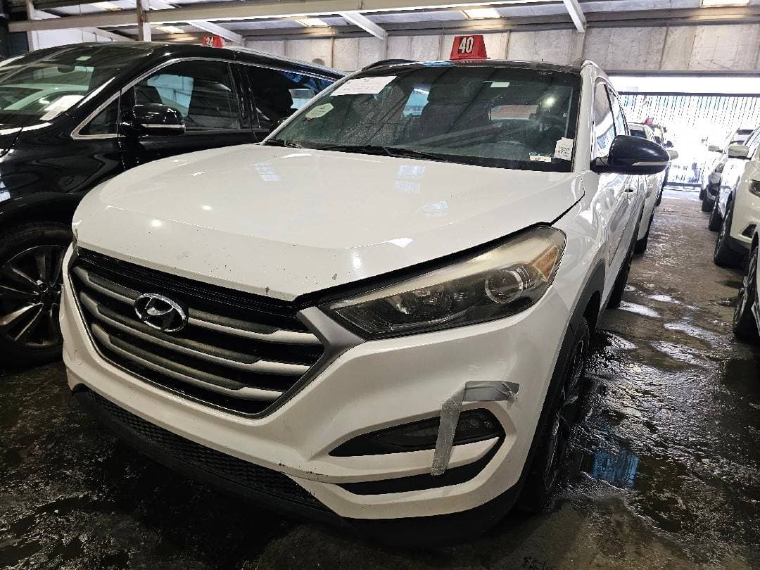 HYUNDAI TUCSON 2017 vehicle photo HYUNDAI TUCSON 2017 vehicle photo