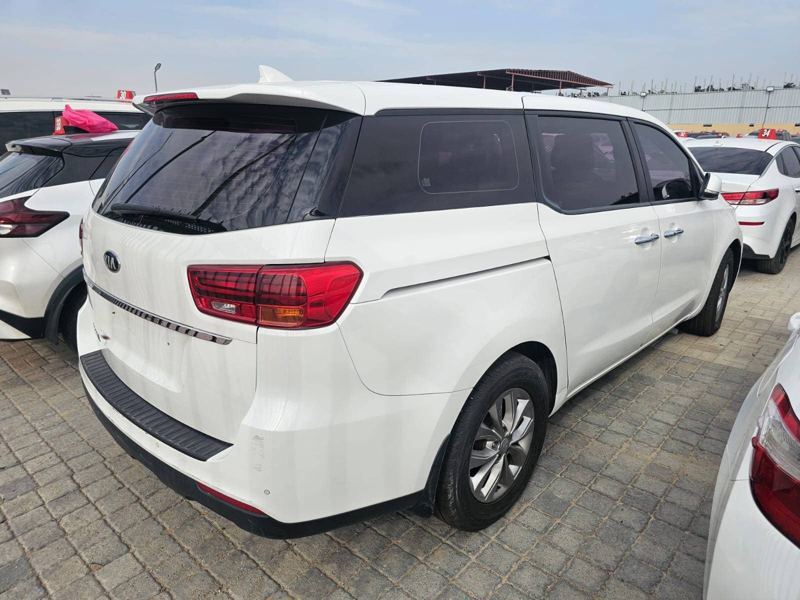 KIA CARNIVAL EX 2020 vehicle photo KIA CARNIVAL EX 2020 vehicle photo
