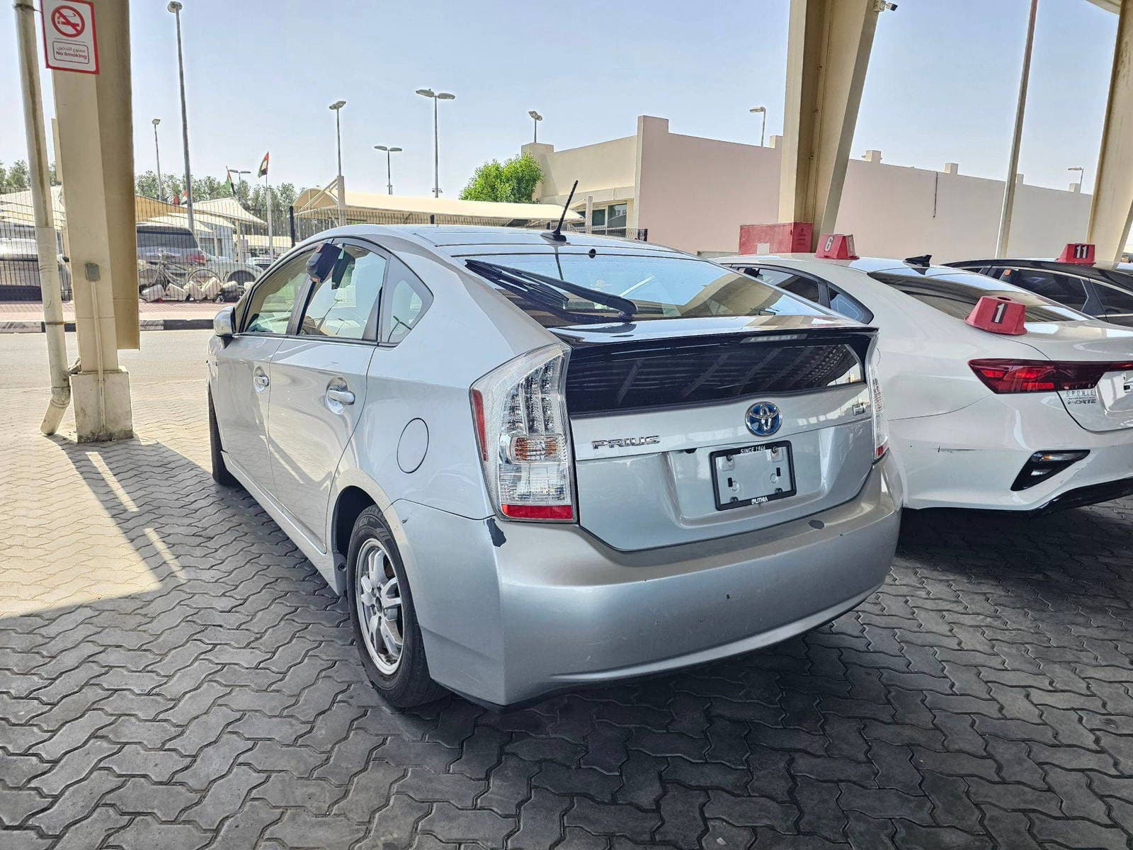 TOYOTA PRIUS 2010 view 2 TOYOTA PRIUS 2010 view 2