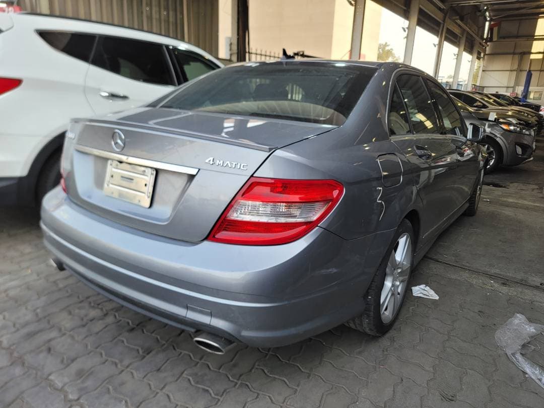 MERCEDES BENZ C300 - Exterior MERCEDES BENZ C300 - Exterior