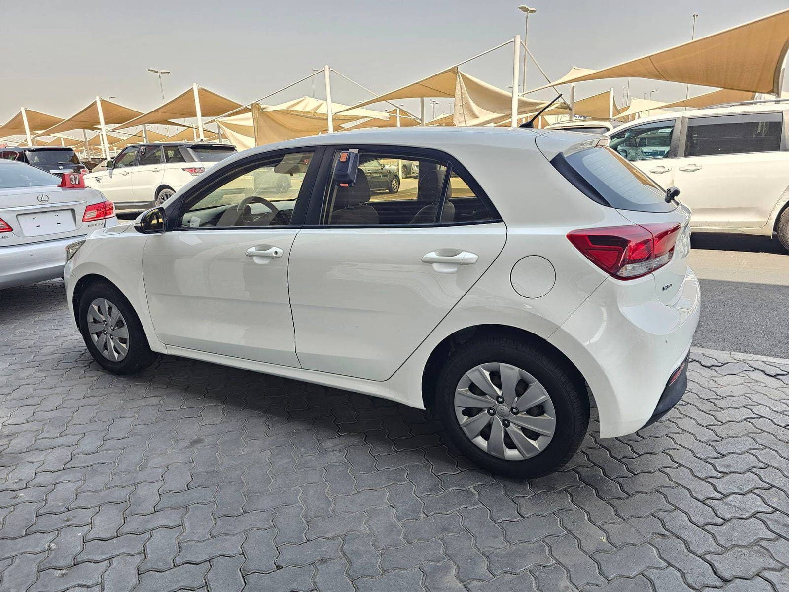 KIA RIO 2019 view 2 KIA RIO 2019 view 2