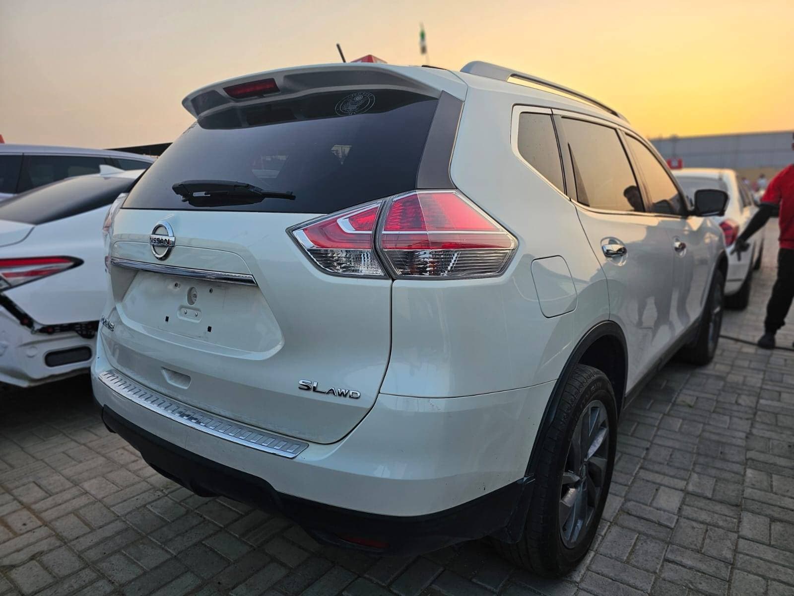 NISSAN ROGUE 2016 view 2 NISSAN ROGUE 2016 view 2