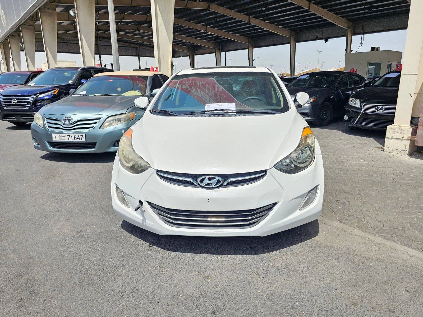 HYUNDAI ELANTRA 2011 view 2 HYUNDAI ELANTRA 2011 view 2