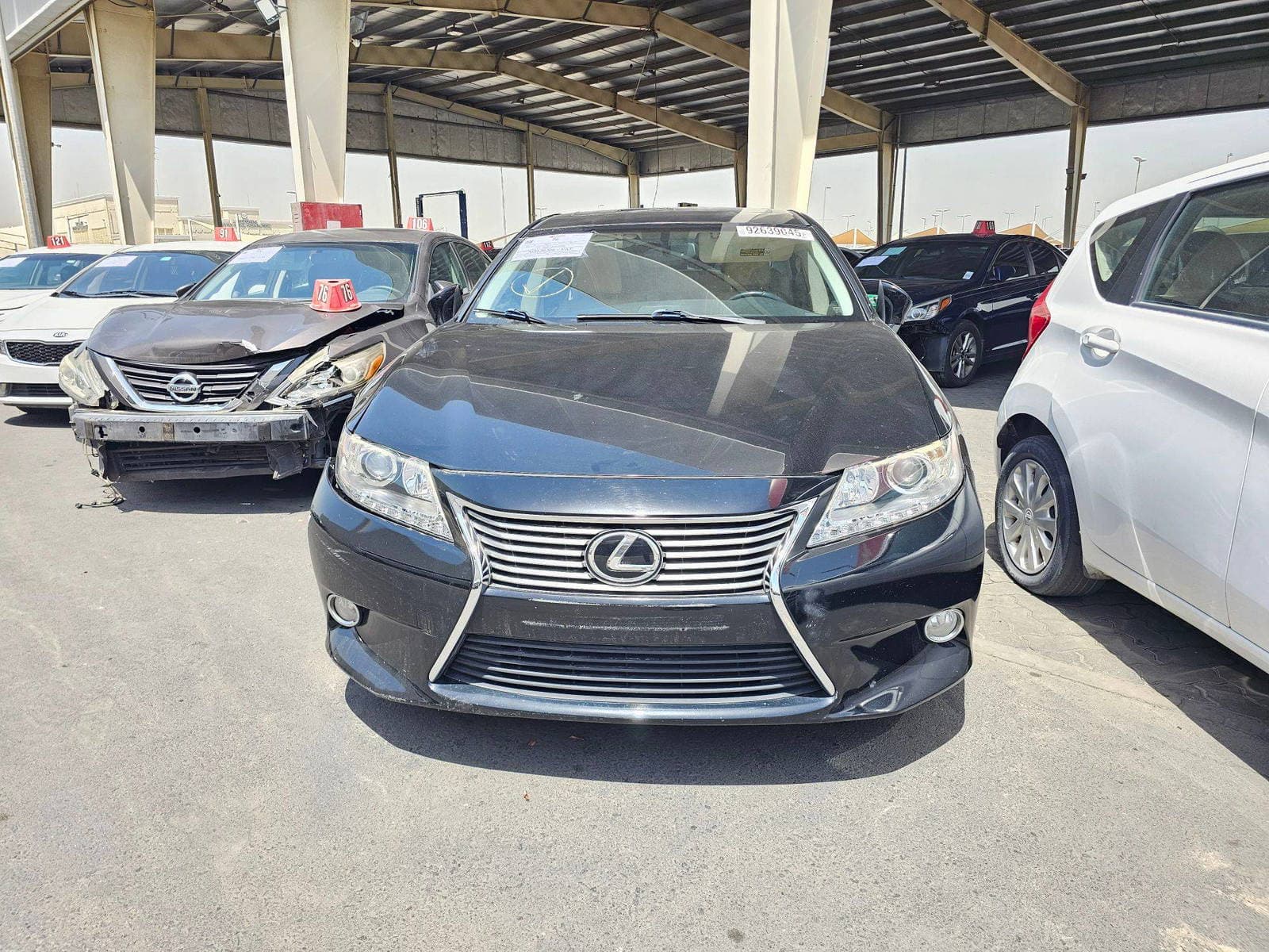 LEXUS ES 350 2015 view 2 LEXUS ES 350 2015 view 2