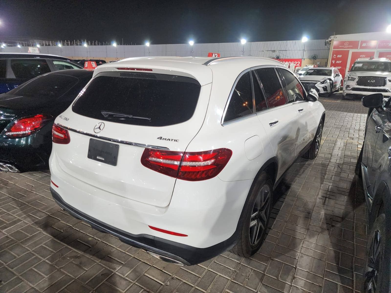 MERCEDES BENZ GLC-300 2019 view 2 MERCEDES BENZ GLC-300 2019 view 2