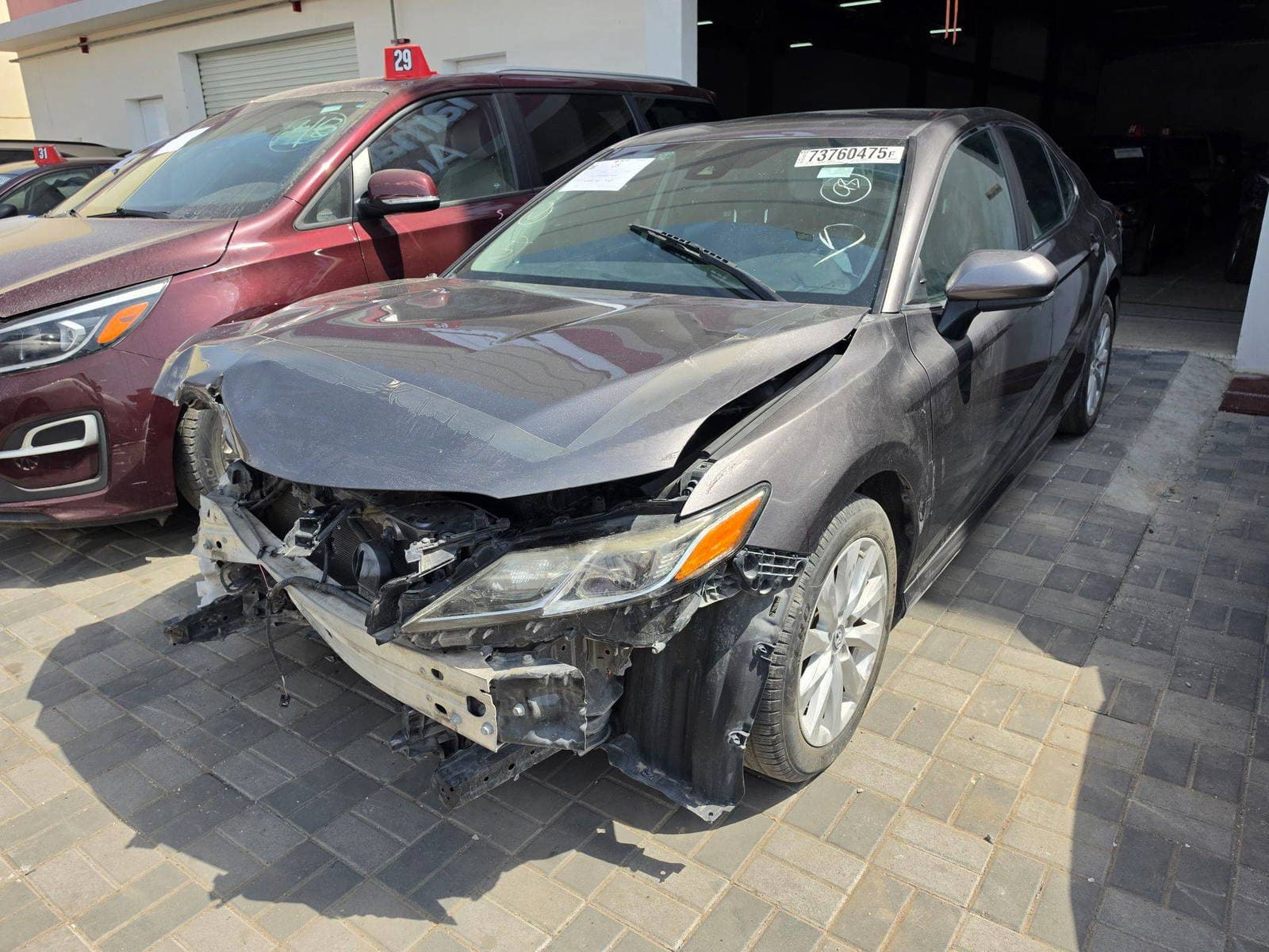 TOYOTA CAMRY 2019 view 2 TOYOTA CAMRY 2019 view 2