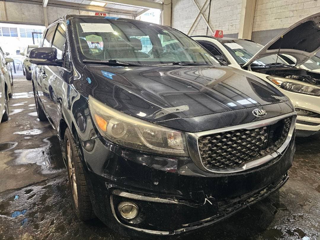KIA SEDONA 2015 vehicle photo KIA SEDONA 2015 vehicle photo