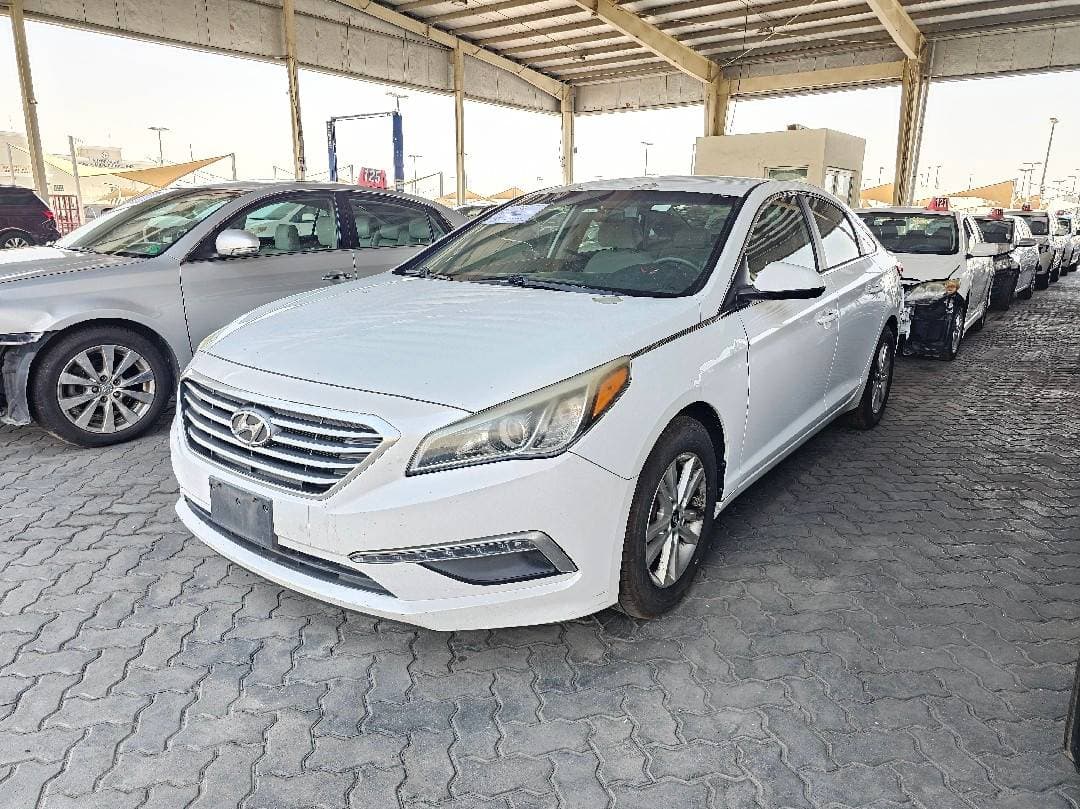 HYUNDAI SONATA 2015 vehicle photo HYUNDAI SONATA 2015 vehicle photo