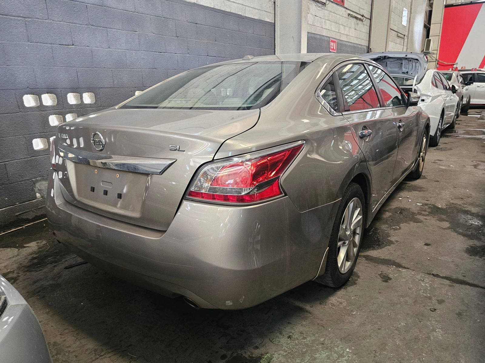 NISSAN ALTIMA 2015 view 2 NISSAN ALTIMA 2015 view 2