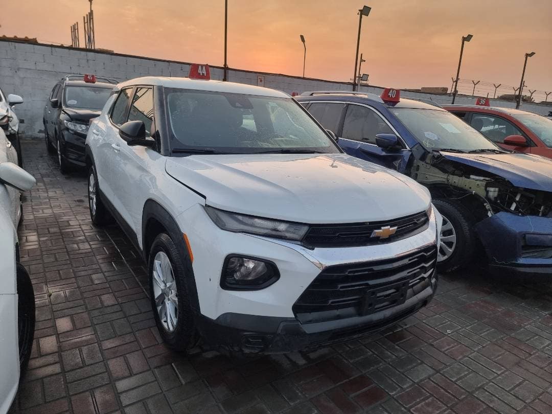 CHEVROLET TRAILBLAZER 2021 view 2 CHEVROLET TRAILBLAZER 2021 view 2