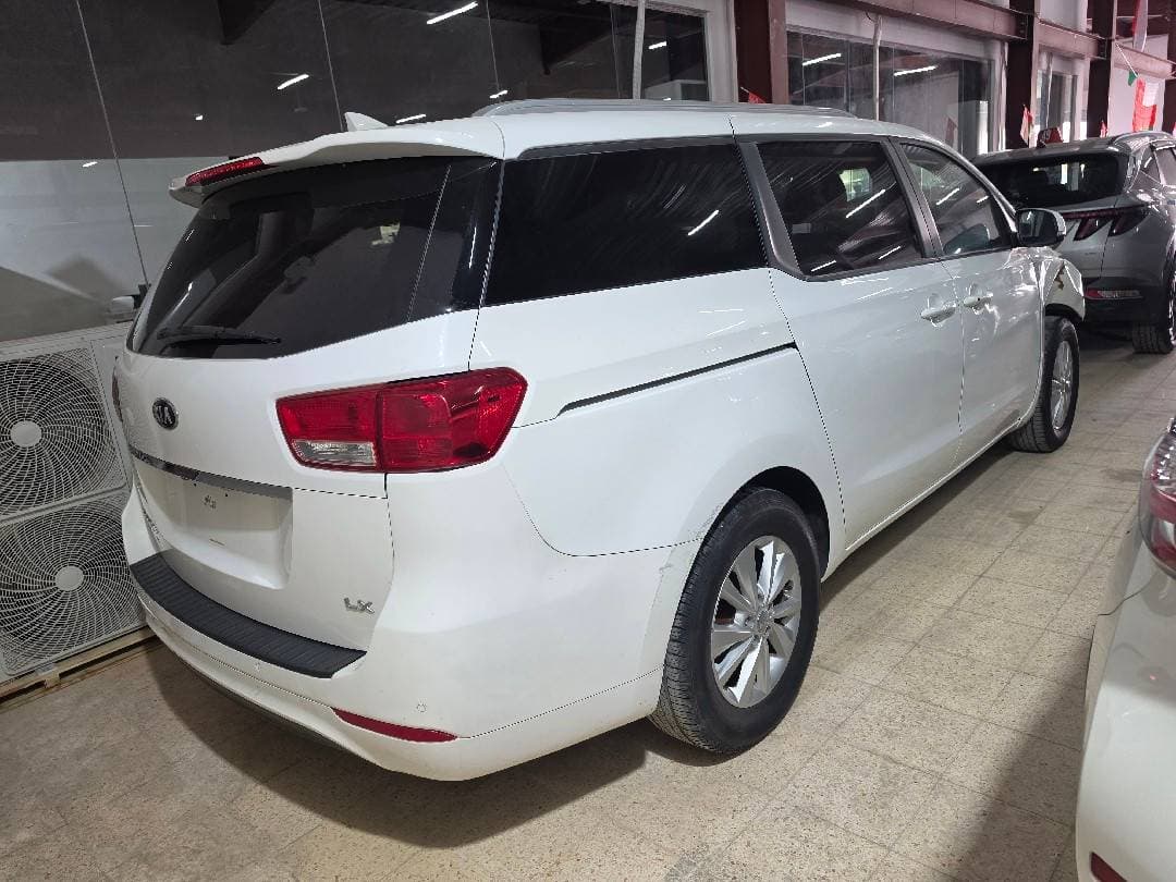 KIA SEDONA 2018 vehicle photo KIA SEDONA 2018 vehicle photo