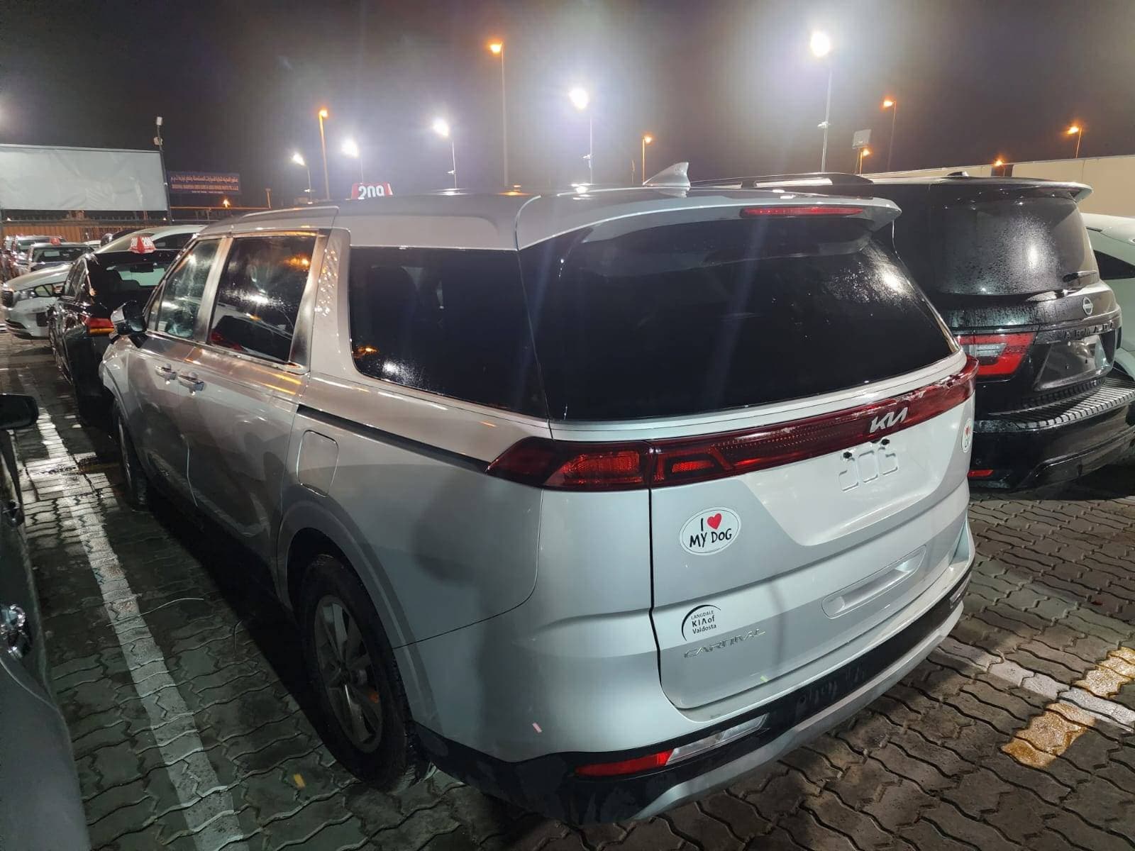 KIA CARNIVAL LX 2023 vehicle photo KIA CARNIVAL LX 2023 vehicle photo