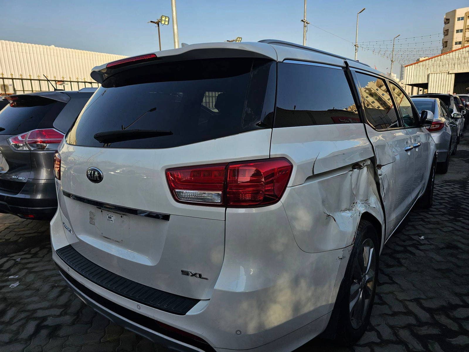 KIA SEDONA 2016 view 2 KIA SEDONA 2016 view 2