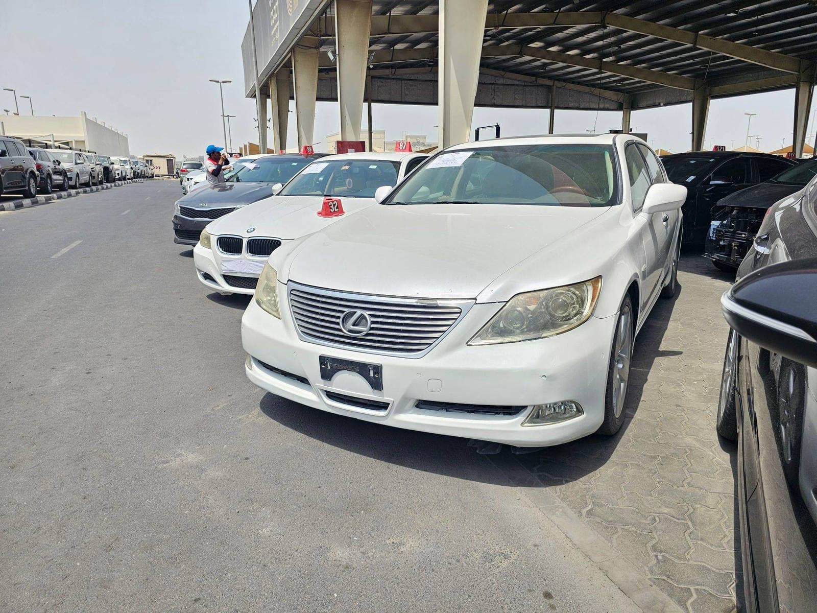 LEXUS LS 460 2008 view 2 LEXUS LS 460 2008 view 2