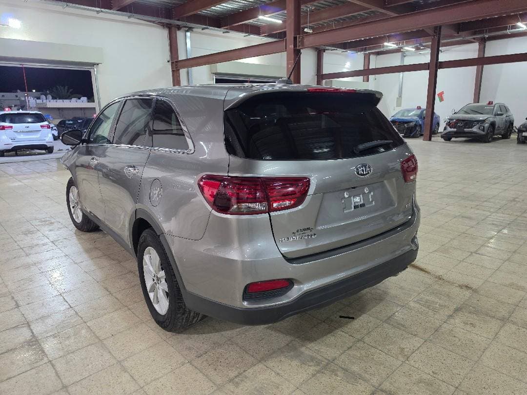 KIA SORENTO 2019 vehicle photo KIA SORENTO 2019 vehicle photo